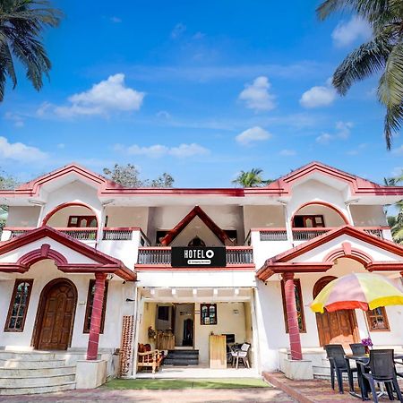 Oyo Flagship Triple Beach Guest House Benaulim Ngoại thất bức ảnh