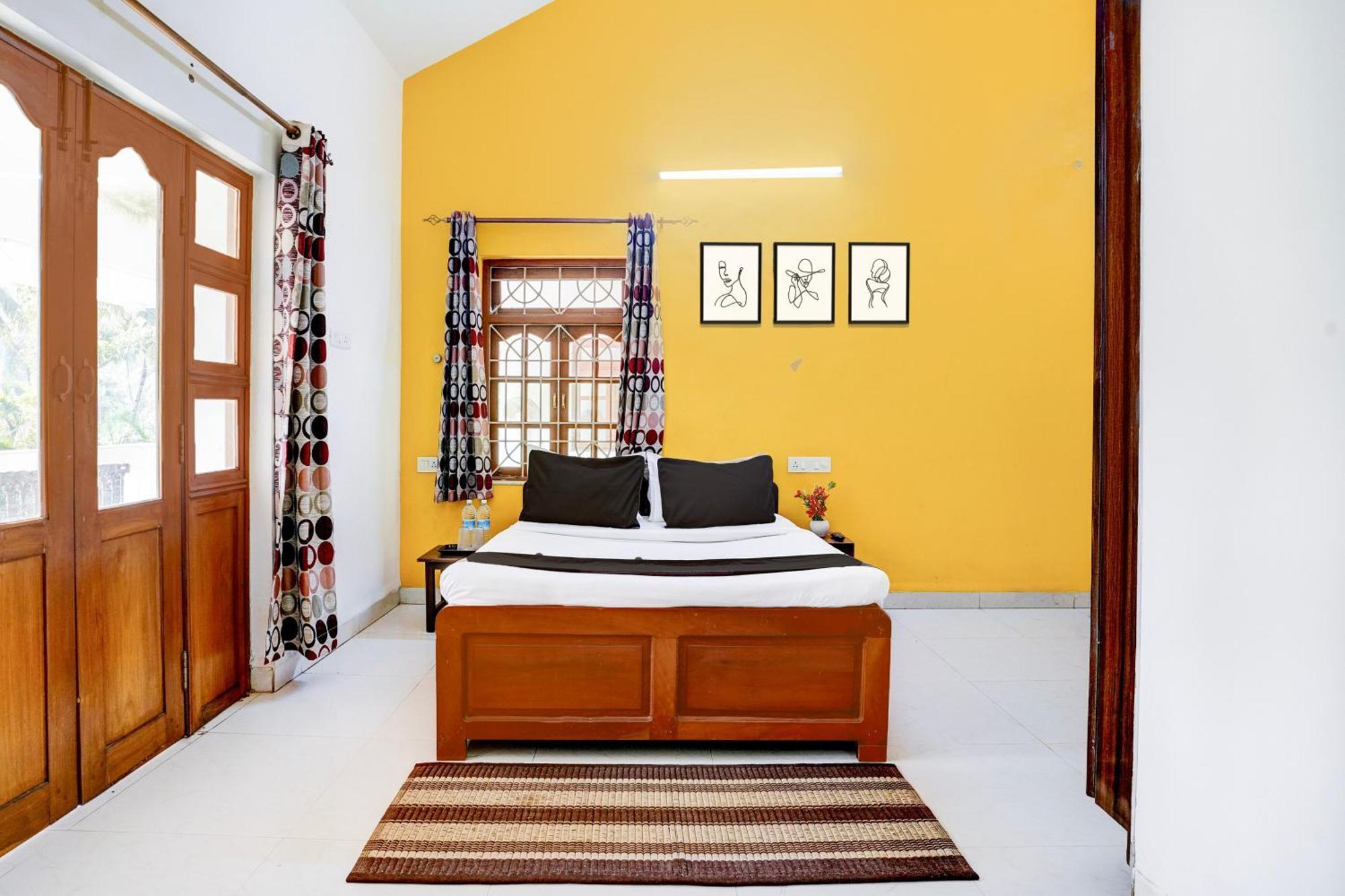 Oyo Flagship Triple Beach Guest House Benaulim Ngoại thất bức ảnh