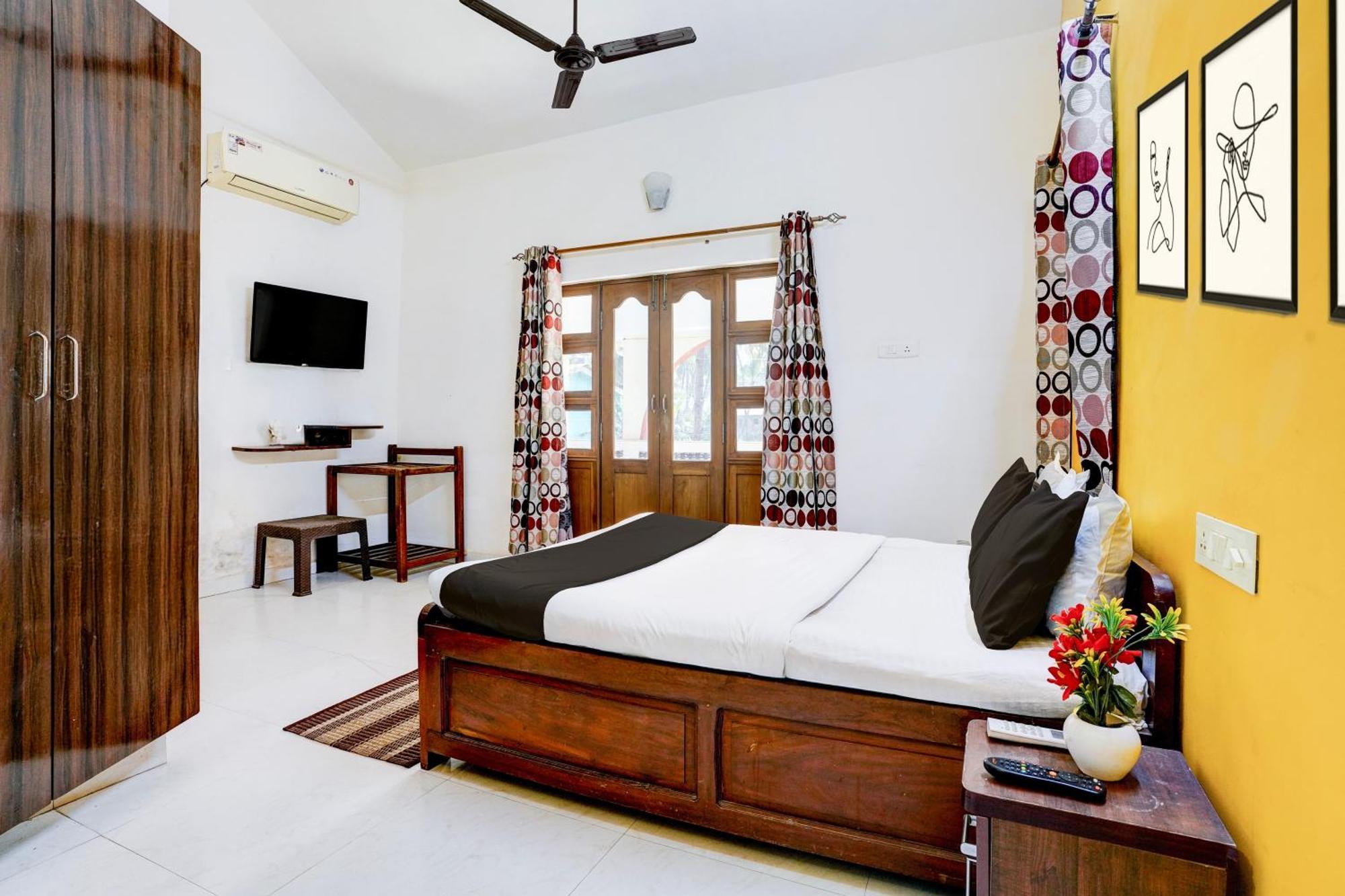 Oyo Flagship Triple Beach Guest House Benaulim Ngoại thất bức ảnh